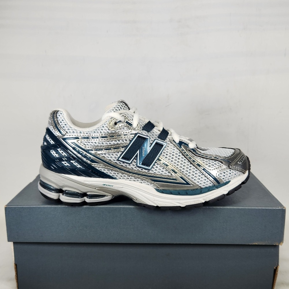 New Balance 1906R Running Shoes Women Size 6.5 Grey Blue Metallic Mesh Sneakers